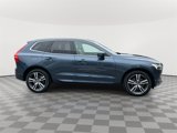 Used 2021 Volvo XC60 T5 Momentum w/ Premium Package image 3