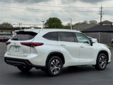 Certified 2021 Toyota Highlander XLE image 5