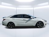 Used 2022 Hyundai Elantra Limited image 2