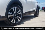 Used 2018 Nissan Kicks SV image 3