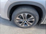 Used 2023 Toyota Highlander XLE image 5