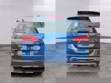Used 2017 Volkswagen Golf Alltrack image 5