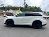 Used 2016 Toyota Highlander Limited image 2