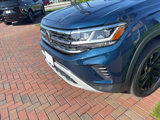 Used 2022 Volkswagen Atlas Cross Sport SE image 2