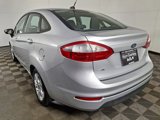 Used 2014 Ford Fiesta SE image 4