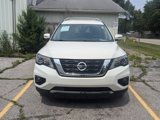 Used 2020 Nissan Pathfinder SV image 2