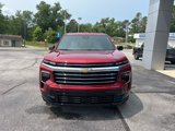 New 2025 Chevrolet Traverse High Country image 2