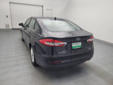 Used 2019 Ford Fusion SE image 5
