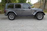 Used 2018 Jeep Wrangler Unlimited Sahara image 6
