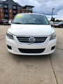 Used 2012 Volkswagen Routan SEL image 2