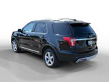 Used 2017 Ford Explorer XLT w/ Equipment Group 202A image 3