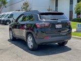 Certified 2022 Jeep Compass Latitude image 4