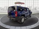Used 2009 HUMMER H3 Luxury image 3