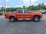 Used 2018 Toyota Tacoma SR5 image 3