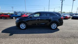 Used 2020 Kia Sorento LX image 5
