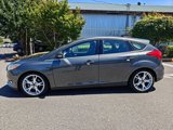Used 2016 Ford Focus Titanium w/ Titanium Technology Package image 4