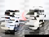Certified 2022 Volvo XC60 B5 Momentum w/ Climate Package image 5