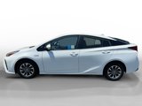Used 2019 Toyota Prius L Eco image 2