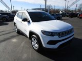 Certified 2022 Jeep Compass Latitude w/ Convenience Group image 3