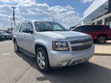Used 2014 Chevrolet Suburban LTZ image 2