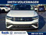 Certified 2024 Volkswagen Tiguan SE image 2