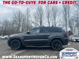 Used 2017 Jeep Grand Cherokee Altitude image 2