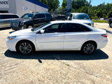 Used 2017 Toyota Camry SE image 2