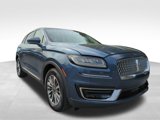 Used 2019 Lincoln Nautilus Select image 3