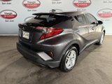 Used 2022 Toyota C-HR XLE image 6