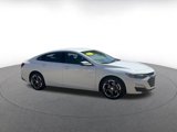 Used 2024 Chevrolet Malibu LT image 2
