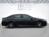 Used 2024 Toyota Camry SE image 4