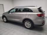 Used 2019 Kia Sorento LX w/ LX Convenience Package image 3