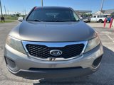 Used 2011 Kia Sorento LX image 2