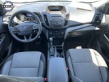 Used 2017 Ford Escape SE image 2
