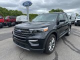 Used 2023 Ford Explorer XLT w/ Equipment Group 202A image 3