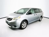 Used 2011 Toyota Sienna image 3
