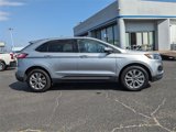 Used 2023 Ford Edge Titanium image 3