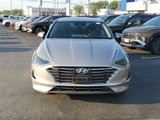 Used 2023 Hyundai Sonata SE w/ Preferred Accessory Package image 2