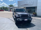 New 2025 Jeep Gladiator Sport image 3
