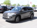 Used 2017 Toyota Highlander XLE image 5
