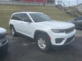 Used 2024 Jeep Grand Cherokee Laredo w/ Trailer Tow Package image 2