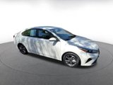 Used 2024 Kia Forte LXS image 2