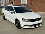 Used 2017 Volkswagen Jetta SE image 4