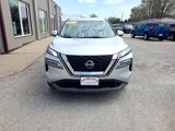 Used 2023 Nissan Rogue SV image 2