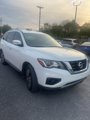 Used 2019 Nissan Pathfinder S image 2