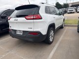 Used 2016 Jeep Cherokee Latitude image 4