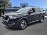 Used 2023 Nissan Pathfinder SL image 3