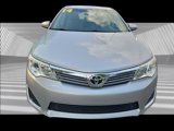 Used 2014 Toyota Camry L image 4