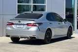 Used 2022 Toyota Camry SE image 4