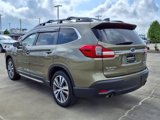 Used 2022 Subaru Ascent Limited w/ Technology Package image 2